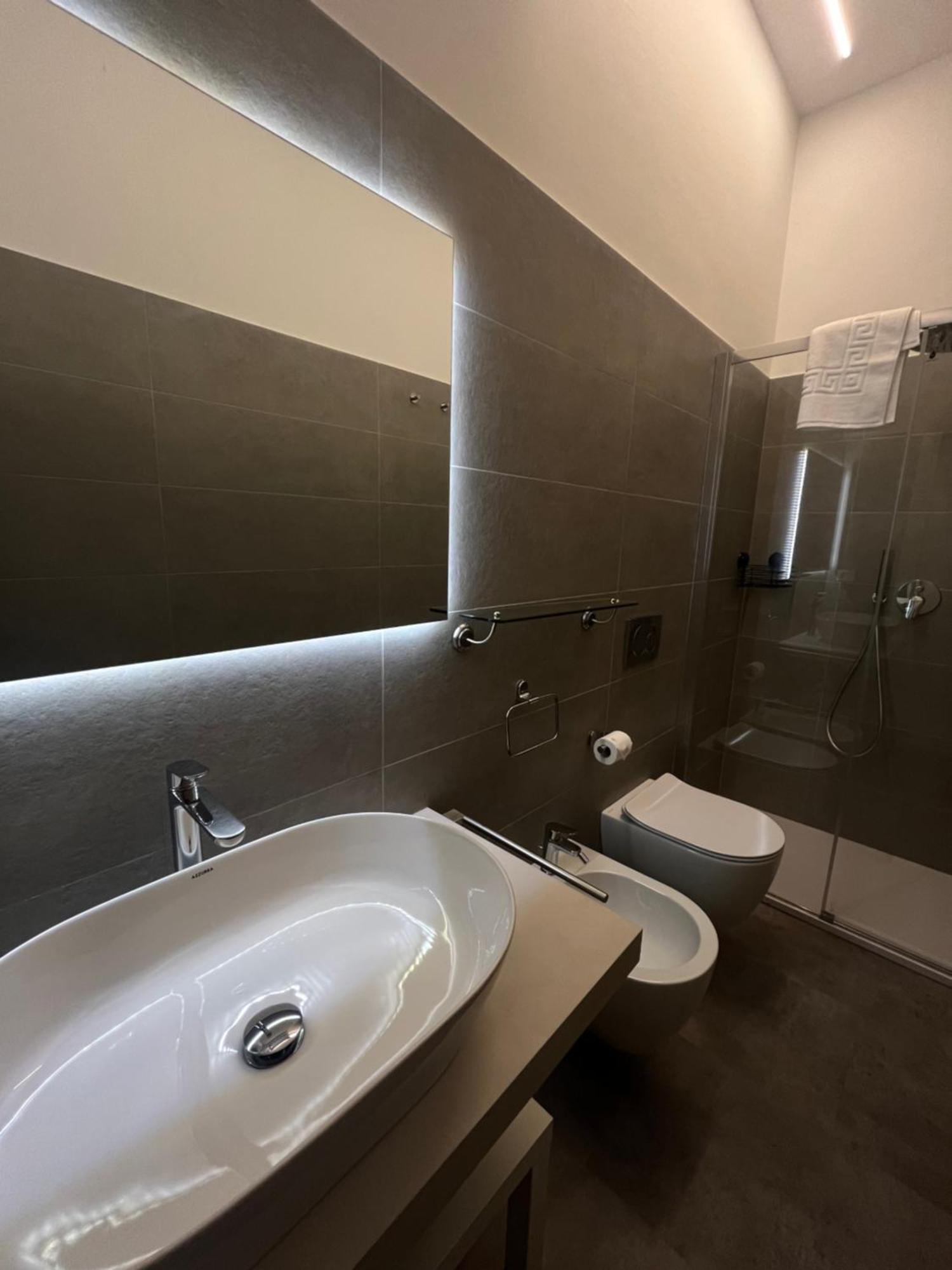 Le Finestre Veneris Hotel ปอร์โตเวเนเร ภายนอก รูปภาพ